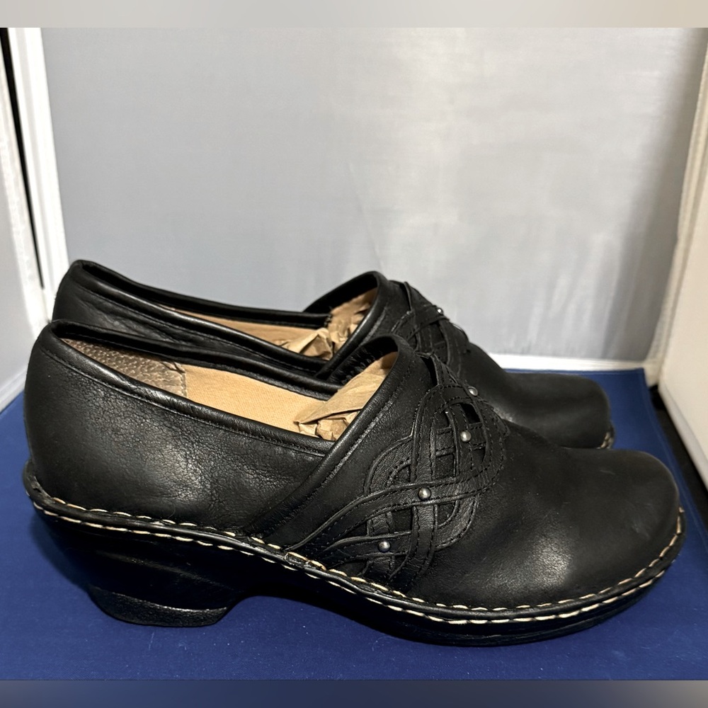 Softspots shoes/clogs sz 11